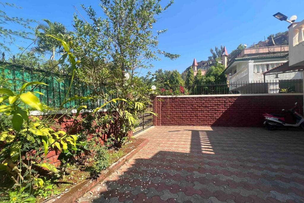 Valecha Villa Entire 4Bhkbunglow With 5000 Sq Ft Garden Lonavala Exterior photo